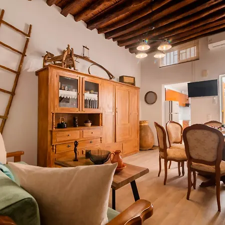 Manolis And Anna's House Apartamento