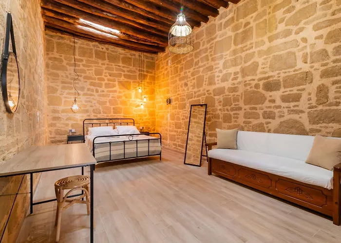 Manolis And Anna's House Апартаменты *